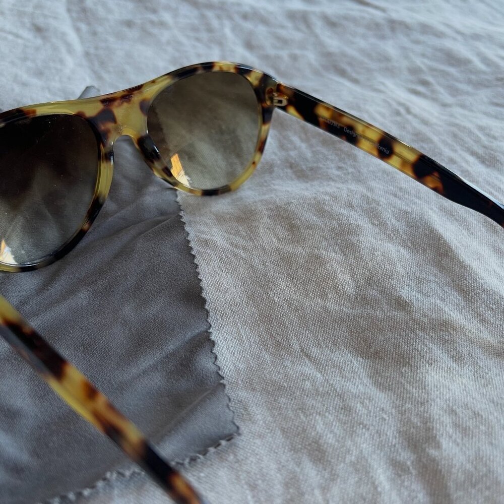 Shauns Wee Earlsferry Sunglasses - Picture 6 of 7